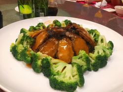 蚝皇花菇扣大暴鲍鱼-福州香格里拉·宴会厅