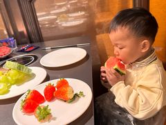-钱小奴海鲜自助黑金店(杭州滨江龙湖店)