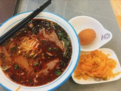 纯汤牛肉面-京穆兰兰州牛肉面·清真(西客站店)