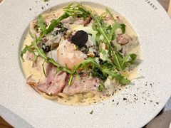 -Mark&Mars Restaurant