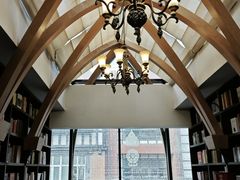 -钟书阁(松江泰晤士小镇店)