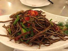 -橘子洲头湘菜馆