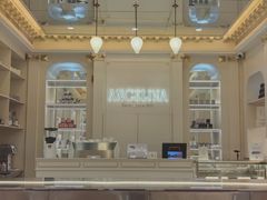 -Angelina安吉丽娜(恒隆广场店)