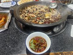 -秦巴石锅鱼
