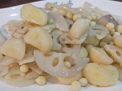 鸡头米炒水三宝-吴门人家·苏宴宫廷菜(拙政园店)