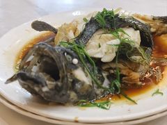 -覃记海鲜美食餐厅