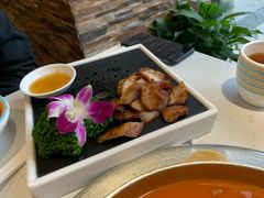 滚石碳烤肉-蕃茄述·好汤自然来(江汉路店)