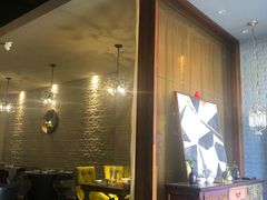 -梧桐树下(云锦世家店)