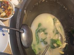 -陈大锅·岳阳鱼馆·地道岳阳菜(美食街店)