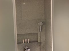-广州卡丽酒店(大金钟路地铁站店)