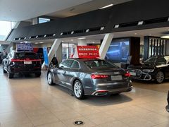 -上海永达奥诚奥迪4S店(申江路店)