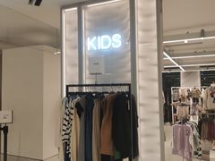 -ZARA(大上海时代广场店)