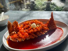 金陵果味松鼠鱼-寻魏随园·南京菜(老门东店)