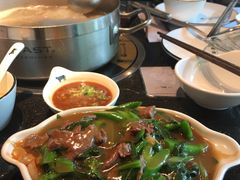 -牛事制造局牛肉火锅(莲岳路店)
