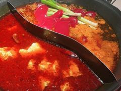 -热火朝天鲜切牛肉火锅(南强街巷店)