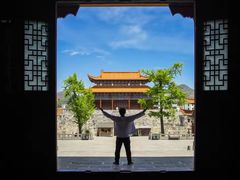 -安龙招堤
