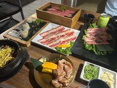 -山居屋炭火烧肉(厚街万达店)