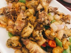 -鑫渔港海鲜本地菜·山海关浑锅(东戴河店)