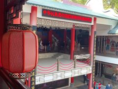 -龙凤山庄影视度假村