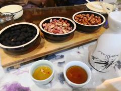 桃源三兄弟-以前的小酒馆(中山广场店)