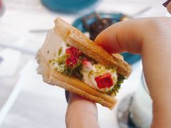 酥心小金条-及象咖啡(卓越世纪中心2楼大堂店)