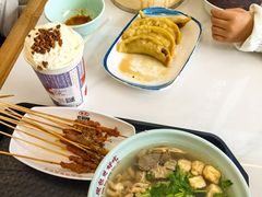 -老新隆牛肉锅贴(新街口店)