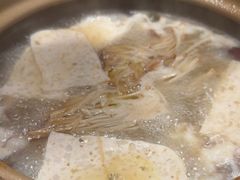 -邹开喜·炭炉鸡煲·海鲜火锅(虹口足球场店)