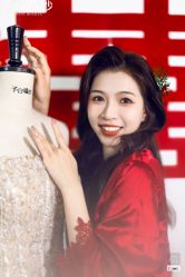 -予白婚纱礼服馆