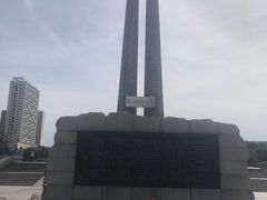 -唐山抗震纪念碑广场