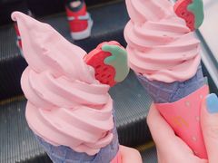-麦当劳(世界城广场店)