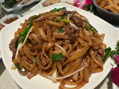 -香港新发烧腊茶餐厅(水围店)