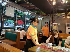 大堂-老山村酒楼(白石洲店)