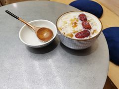 鲜奶银耳炖桃胶-小团圆糖水铺(襄阳南路店)