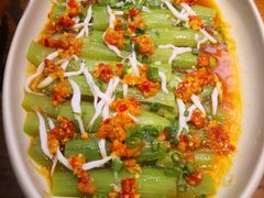 -阿瓦山寨·湘菜现炒·剁椒鱼头王(咸阳总店)