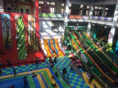 -蒙特利亲子乐园