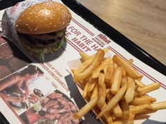 -The Habit Burger Grill 哈比特汉堡(复兴soho店)