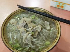 -董记冒节子肥肠粉