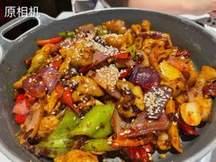 干锅肥肠-小河盐帮·私家菜·烤鸭(三元桥·霄云路店)
