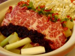 沙爹金菰肥牛煲-好彩海鲜火锅饭店(银河百老汇店)