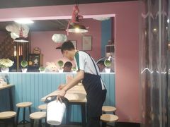 大堂-友达面馆·酸菜鱼面(钱塘区店)