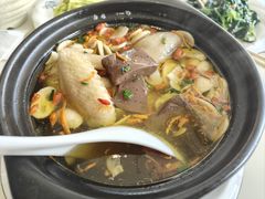 -七的湖·晚芳亭·阳澄湖农家菜·大闸蟹(莲花岛店)