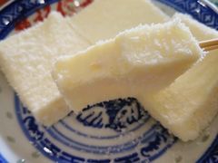 -赵记传承特色牛奶甜品(泉城广场店)