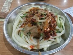 麻酱凉皮-清真老铁家灌汤包