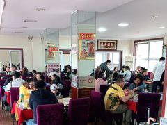 大堂-北京龙庆四季香农家饭庄·灶台鱼·碳烤虹鳟鱼(龙庆峡店)