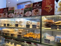 -白玉兰食品甜凤店(合生汇店)