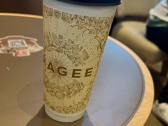 -霸王茶姬(上海恒基名人店)