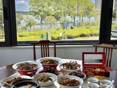 -品鲜村农家菜·阳澄湖大闸蟹(总店)