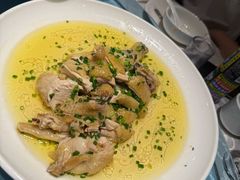 -侬佳蒸菜馆(听潮店)