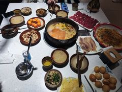 -贵府酸汤牛肉火锅·贵州老字号(飞山街店)