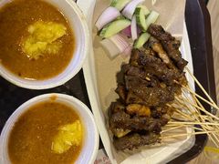 -东海岸人工湖美食村